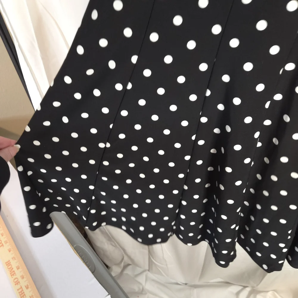 Lauren Ralph Lauren Women's Black Sleeveless Midi Dress with White Dots Size 10 - Picture 3 of 6